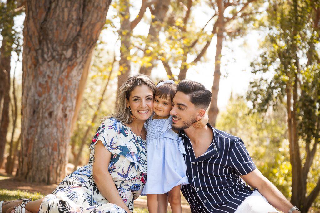 Sessão fotográfica de família no parque em Loulé Faro Algarve