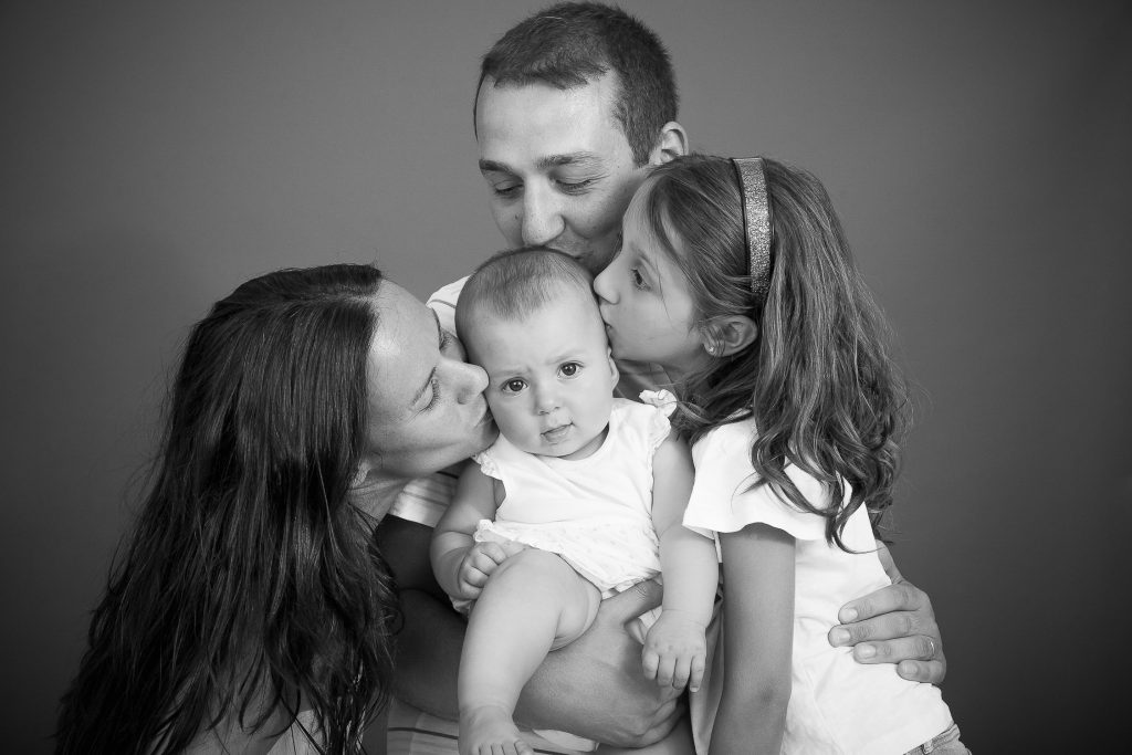 Sessão fotográfica de família em estúdio em Loulé Faro Algarve